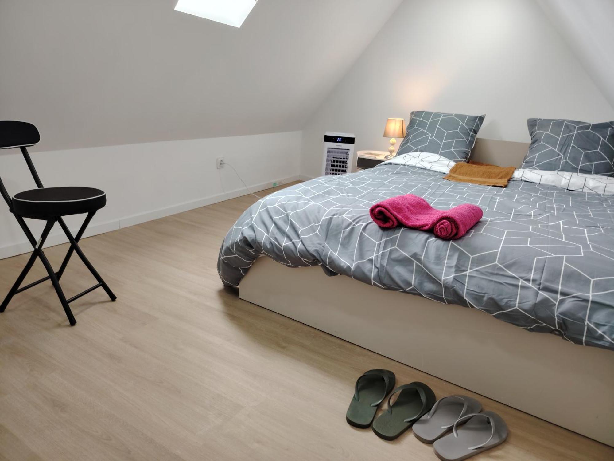 Bed and Breakfast Locatif Gare Lille Europe Souvenir Екстер'єр фото